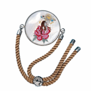 Ninfa sobre nenúfar tocando el universo,siente la seguridad y confianza de atraer hacía ti todo lo que te propongas